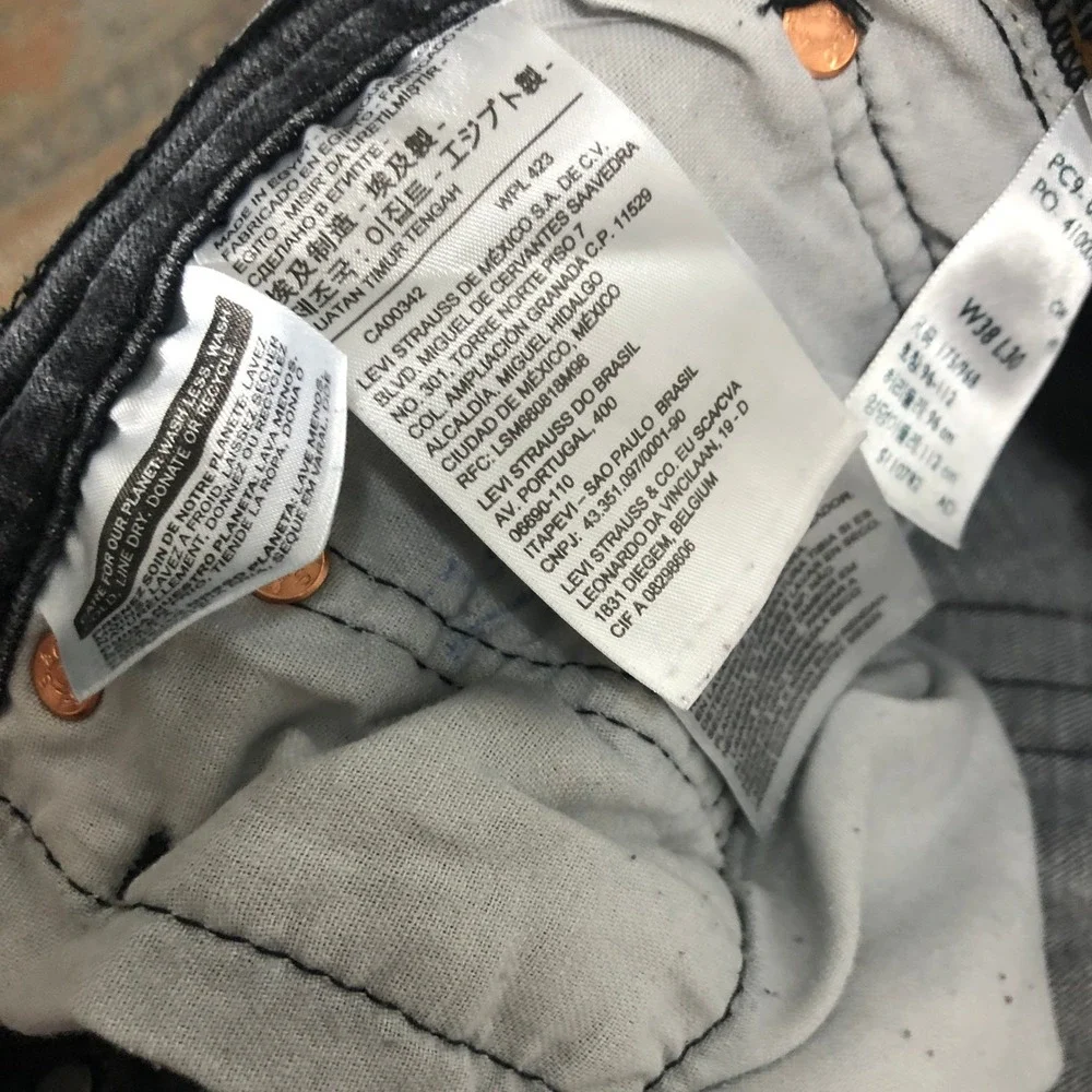 Levis 501 Original Fit Jeans 38x30‎ Faded Black Straight Leg Button Fly Denim